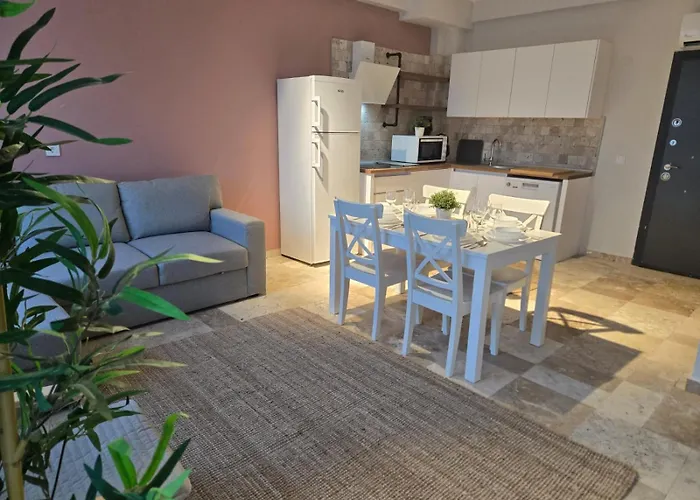 Denize Yakın Tatil Keyfi 1 Daire *