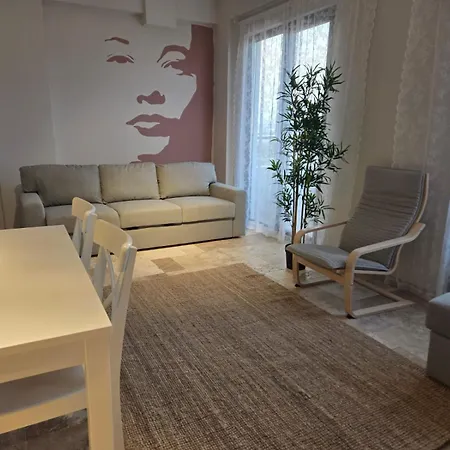 Lägenhet Idamax Luxury