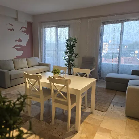 Denize Yakin Tatil Keyfi 1 * Kızılot