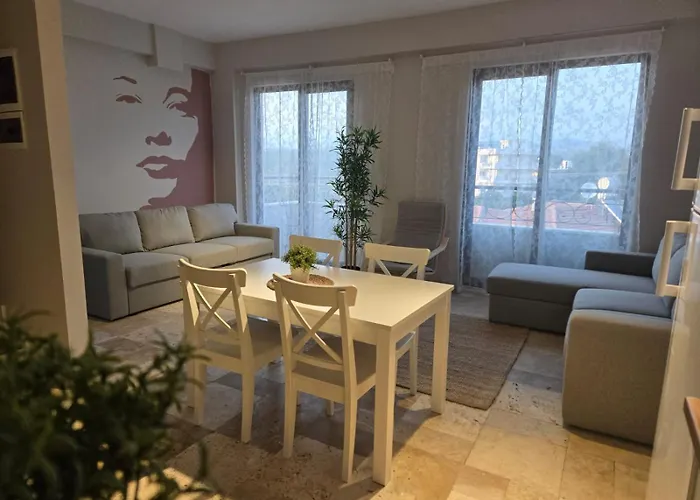 Denize Yakin Tatil Keyfi 1 * Kizilot